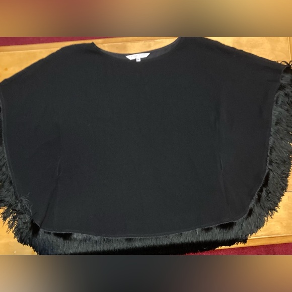 Ladies Size Medium Trina Turk Fringe Blouse - Picture 3 of 12